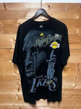Vintage Adidas Kobe Bryant 24 Los Angeles Lakers Big Graphic Rap Tee Size 2XL